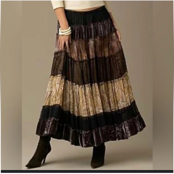 BCBG Maxazria Boho Tiered Skirt Small - Picture 1 of 9